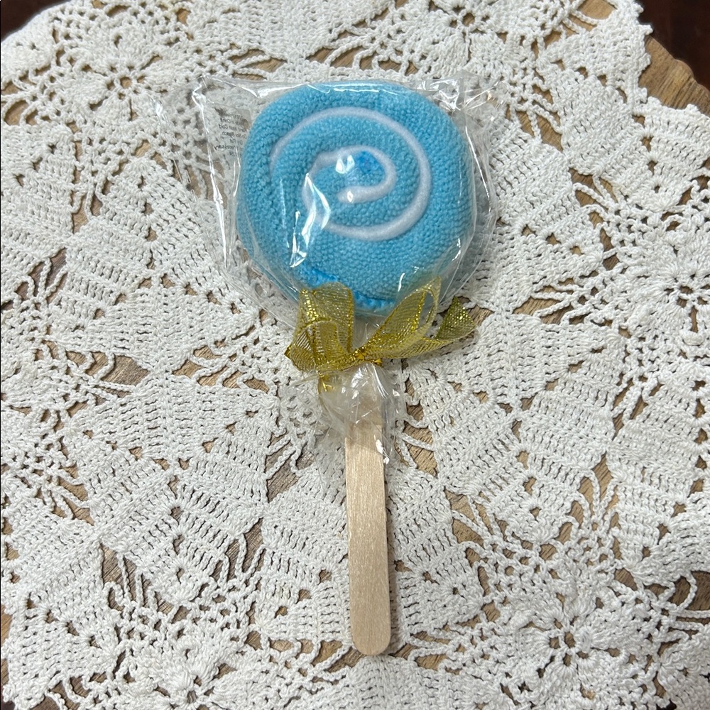 Sassy + Chic Lollipop Towel NWT Blue